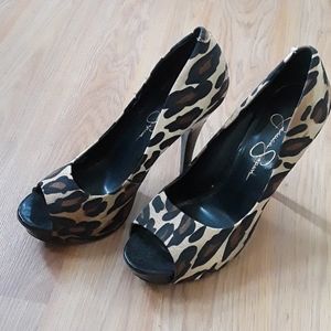 Jessica Simpson heels